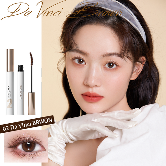 COLORFULLY MAGNIFICENT MASCARA