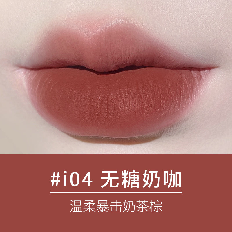 UNBRIDLED MATT LIQUID LIP ROUGE