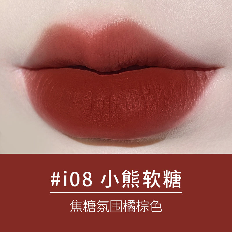 UNBRIDLED MATT LIQUID LIP ROUGE